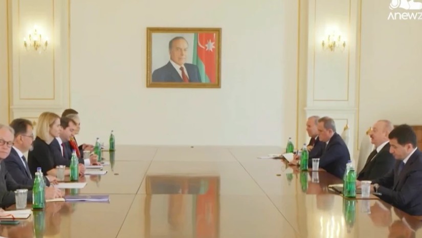 მკ