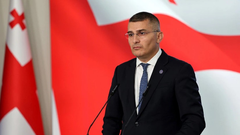 მდინარაძე