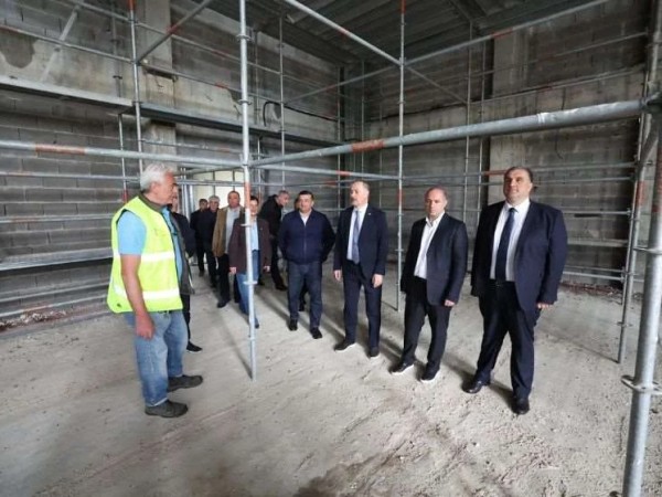 მიქანაძე მიქანაძე