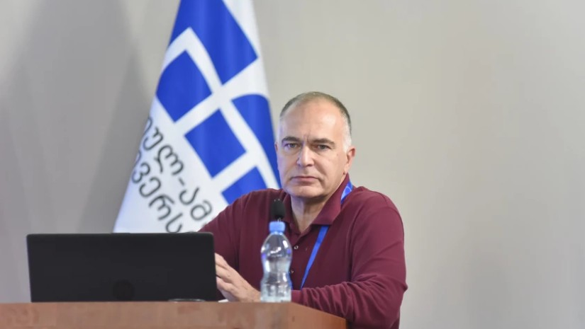 გიგი თევზაძე