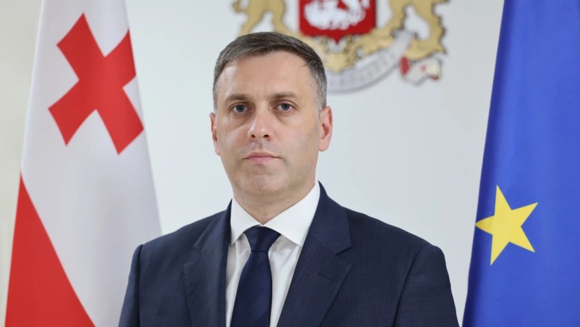 გურამ დუმბაძე 