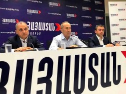 რობერტ ქოჩარიანი