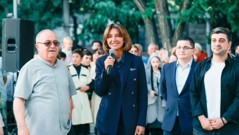 ნინო ლაცაბიძე