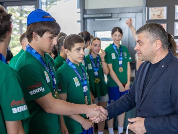 ფრენბურთელები