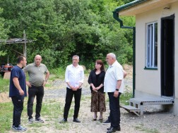 სახლი