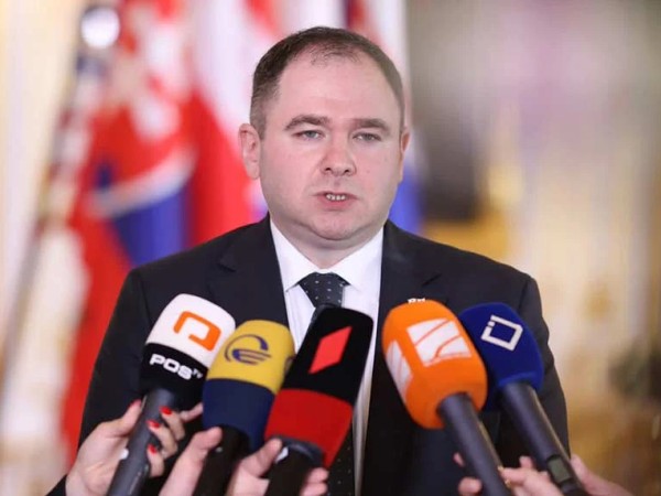 ნიკოლოზ სამხარაძე