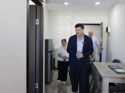 უსახლკაროს სტატუსის მქონე ქესანაშვილების ოჯახს ბინა გადაეცა