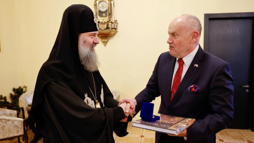შიო მესამე