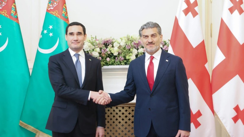 საქართველოსა და თურქმენეთის პრეზიდენტებს შორის პირისპირ შეხვედრა გაიმართა
