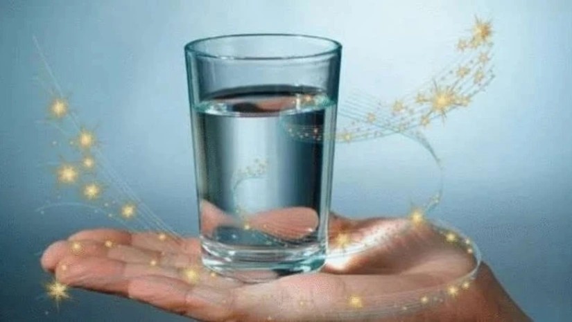 წყალი