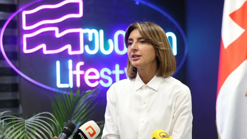 ნინო ლაცაბიძე