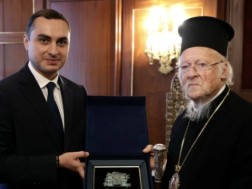 გიორგი ჯინჭარაძე სტამბოლში მსოფლიო პატრიარქს შეხვდა