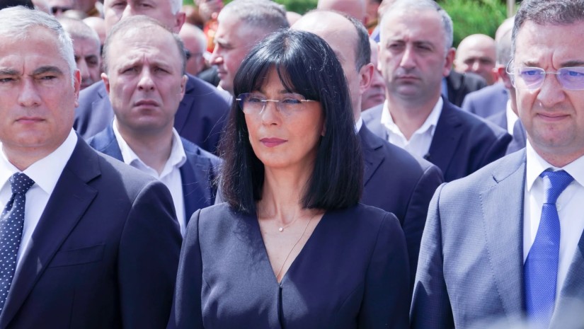 თეა ახვლედიანი