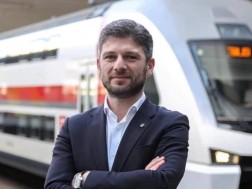 დაჩი ცაგურია