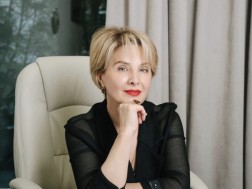  დერმატოლოგი 