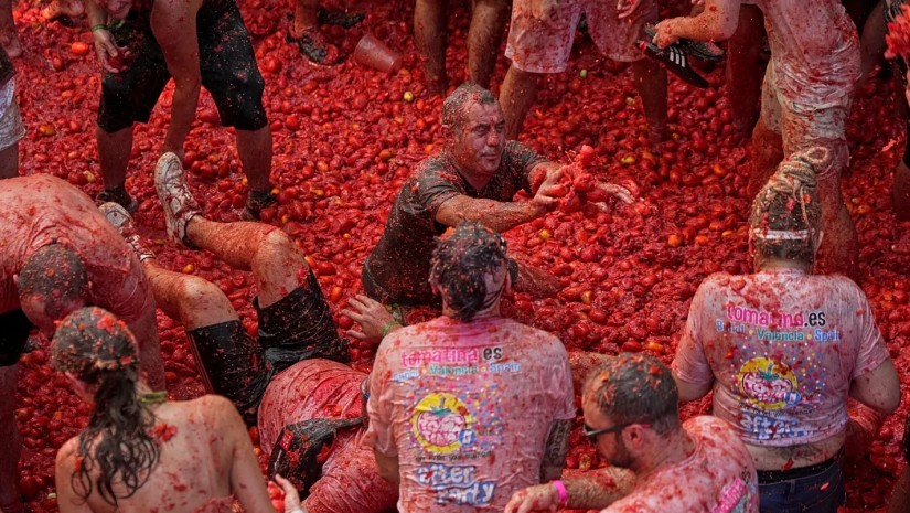 ესპანეთში პომიდვრის ტრადიციული ფესტივალი გაიმართა
