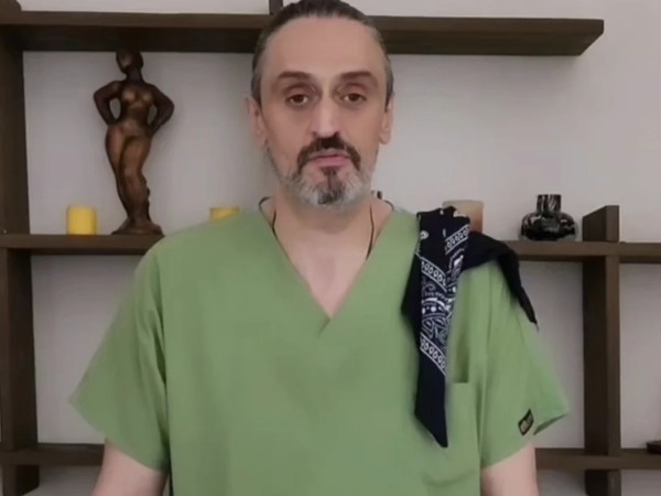 თერაპევტი თერაპევტი