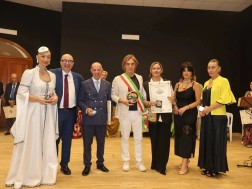 ფიქრია კუჭუხიძე ფიქრია კუჭუხიძე