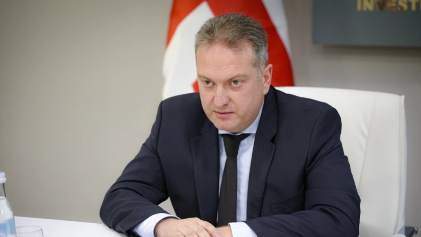 მერაბ გამყრელიძე 