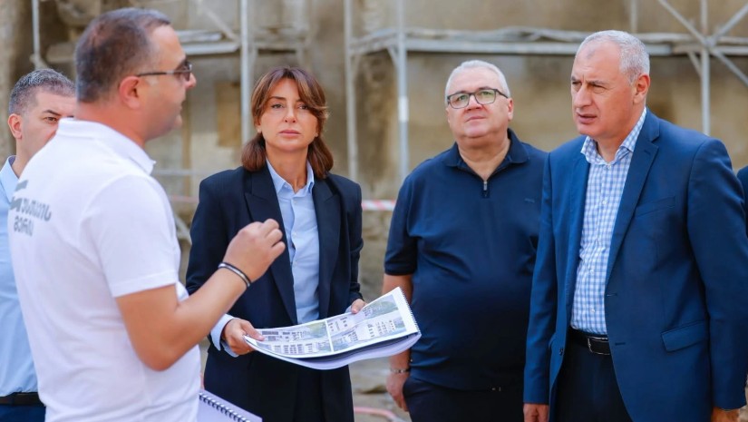 ნინო ლაცაბიძე