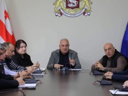 ამბროლაური ამბროლაური