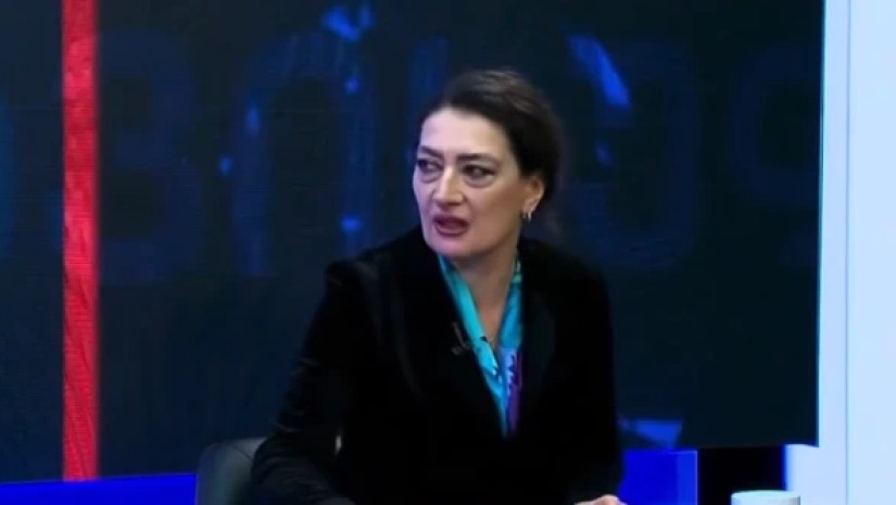 თაკო ჩარკვიანი
