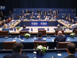 სერგეი ლავროვი აშშ-ში G20-ის სამიტს ესწრება სერგეი ლავროვი აშშ-ში G20-ის სამიტს ესწრება